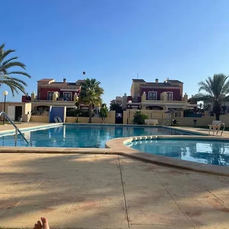 Дом отдыха Casa Del Sol-playa De La Mata-torrevieja Торевьиа